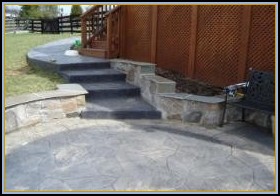 Stamped Concrete Flagstone with Seating Walls